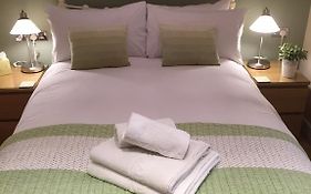 Number 10 Serviced Apartment - City Center